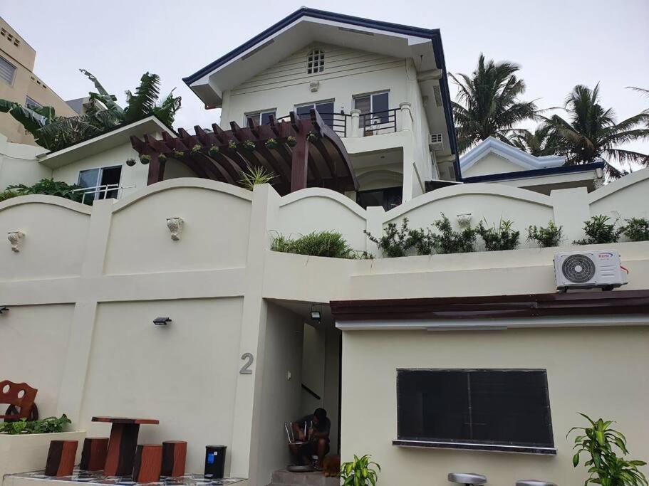 Avana Hills Tagaytay Villa Tagaytay City Exterior photo
