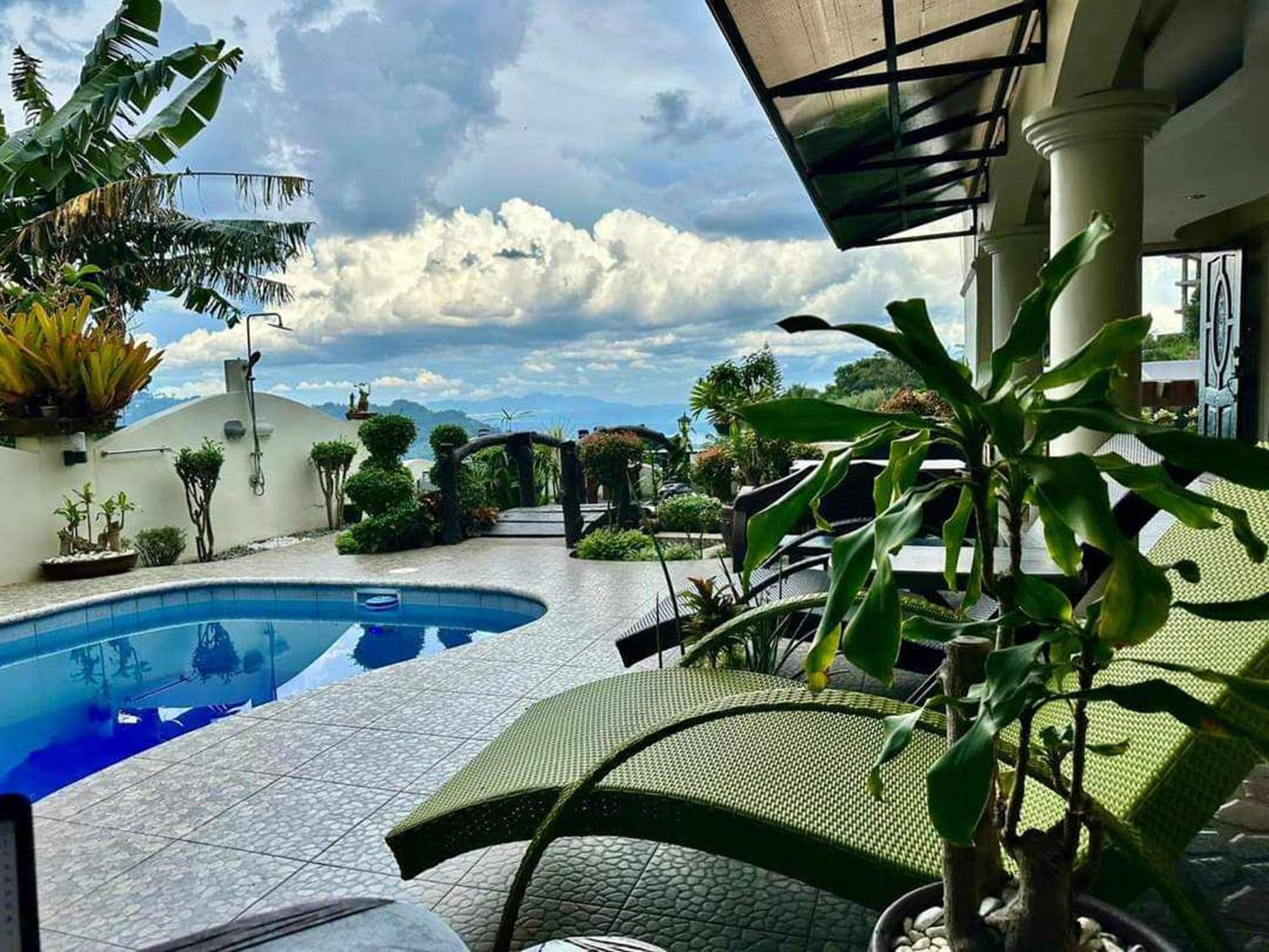 Avana Hills Tagaytay Villa Tagaytay City Exterior photo