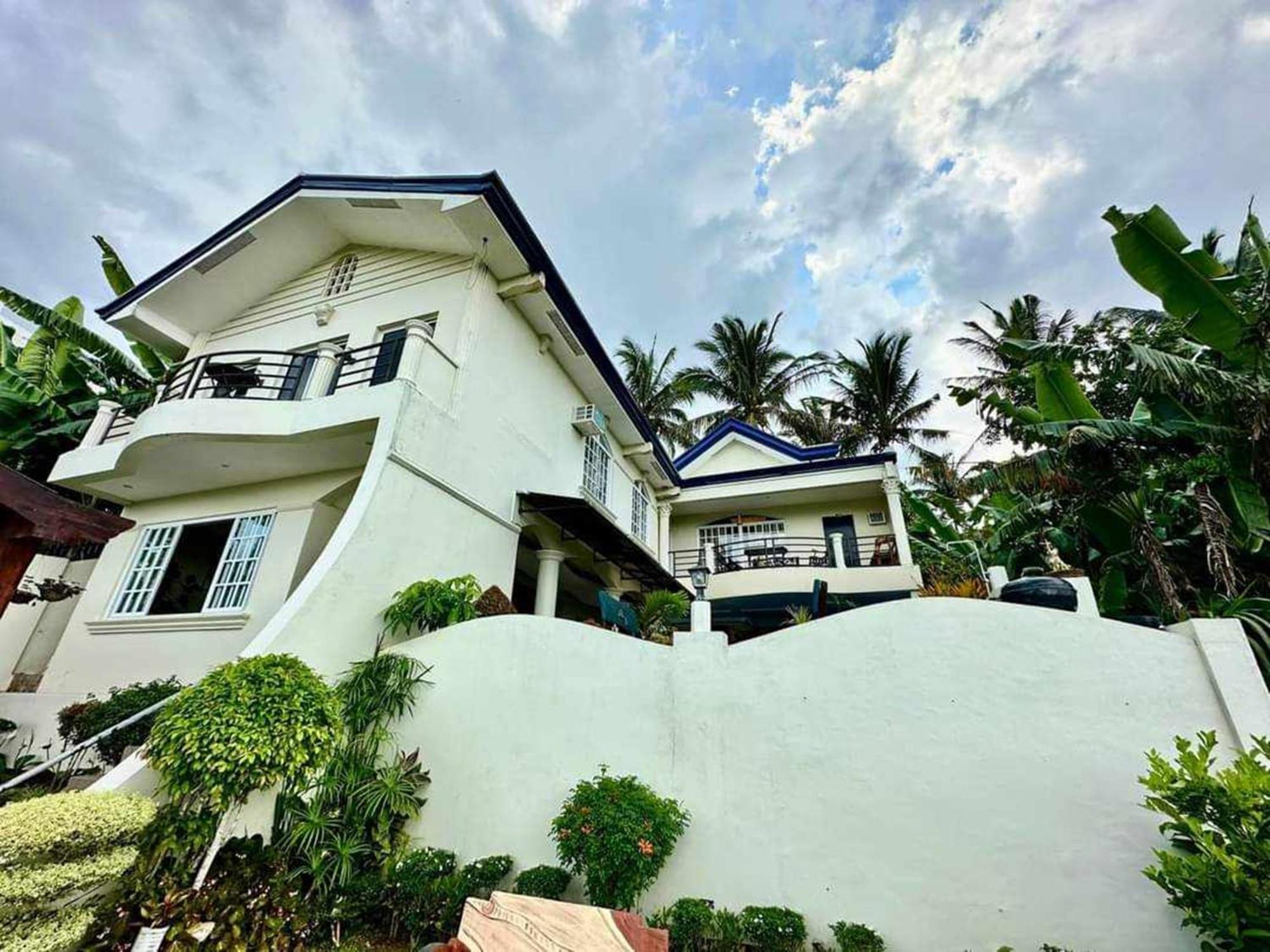 Avana Hills Tagaytay Villa Tagaytay City Exterior photo